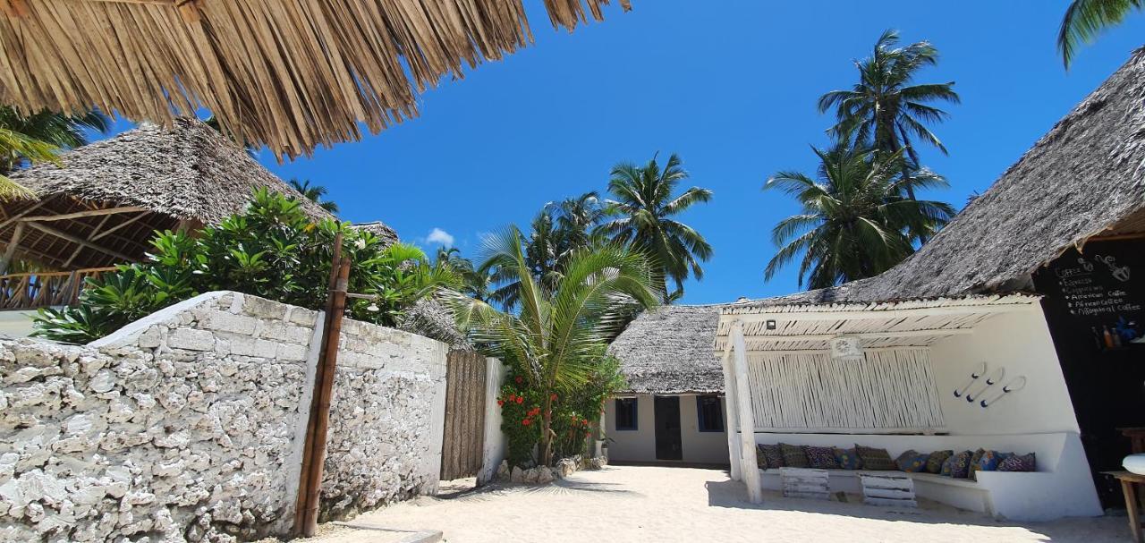 Peter Pan Beach Lodge & Italian Restaurant Jambiani  Exterior photo